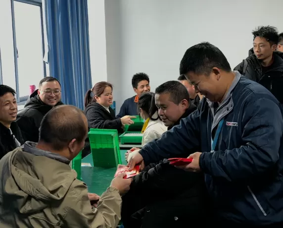 ece15f0827b9165d021d27b2c37d339c.png