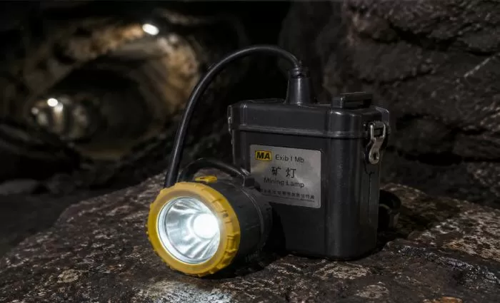 the-safe-light-source-guarding-underground-operations-bpi-nickel-metal-hydride-battery-stable-application-value-in-the-mining-lamp-field-2.jpeg